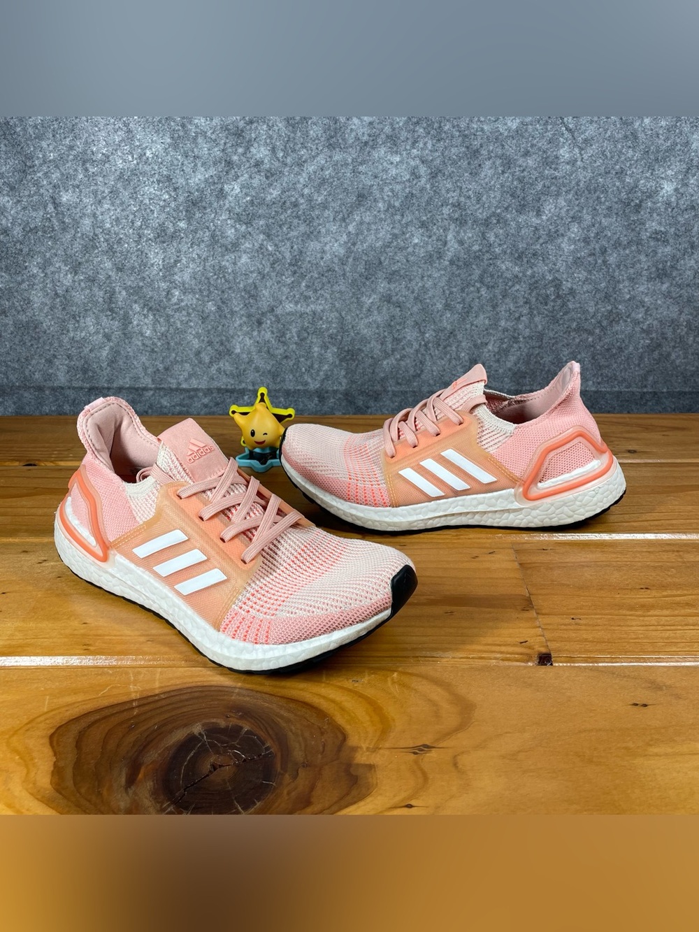 Adidas UltraBoost 19 GS Youth Size 6Y / Womens 7 Pink Coral Running Shoes EF0927
